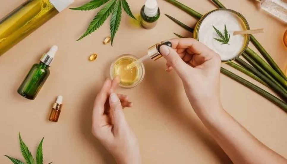 Skin Care with Herbal Oils in Winter